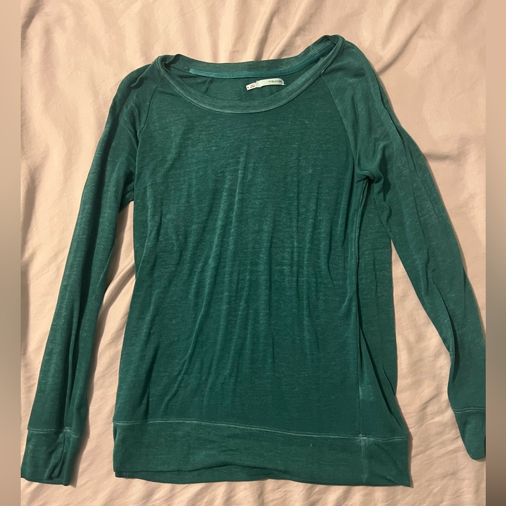 Maurice’s thin sweater